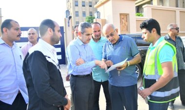 محافظ الغربية يتفقد رصف شارع البحر بالمحلة وكورنيش سمنود