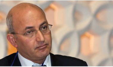 «راعية الفن بمصر».. رأي سيد علي في قرار «المتحدة» بعلاج إيمان البحر درويش