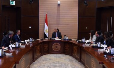رئيس الوزراء يلتقي مسئولي شركة "بلاك روك" العالمية