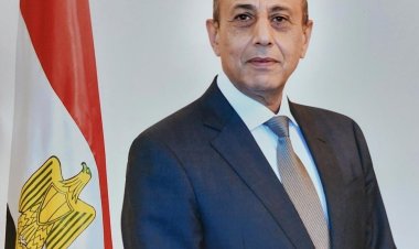 وزير الطيران يلتقي وفداً من الشركة الصينية العامة للهندسة المعمارية لبحث أعمال تطوير البنية التحتية وتوسعة المطارات المصرية