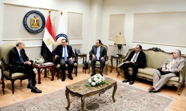 وزير البترول يبحث مع مسئولي توتال الفرنسية خطط الشركة بمناطق امتيازها بالبحر المتوسط