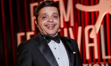 محمد هنيدي: «اتحاربت في بدايتي.. واللي يحزن من نجاح الناس مريض نفسي»