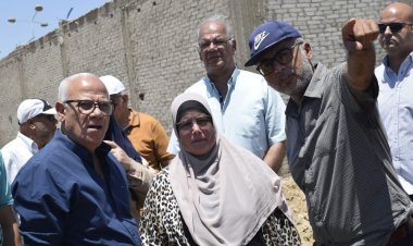 محافظ بورسعيد يتابع سير العمل في إنشاء ساحة انتظار الشاحنات بامتداد شارع عزمي