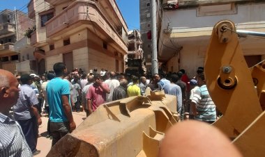 عاجل| مصرع وإصابة 10 أشخاص في انهيار عقار 8 طوابق في رشيد