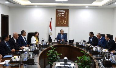 رئيس الوزراء يناقش حزمة حوافز مقترحة لمشروعات المناطق المركزية للأعمال