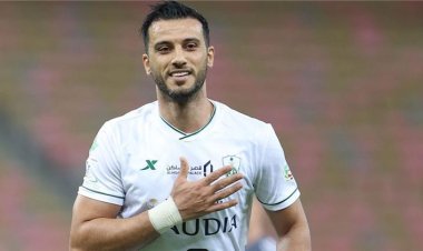 بدون «السومة» أهلي جدة يعلن قائمة فريقه بمعسكر النمسا