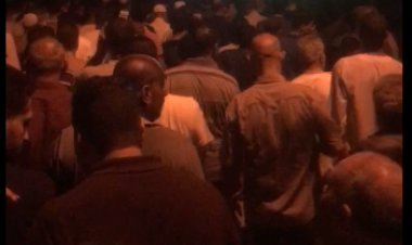 عُثر على جثته بعد 3 أيام.. المئات يشيعون طالب جامعي لمثواه الأخير بكفر الشيخ 