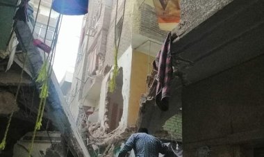 قوات الإنقاذ: نكافح لإخراج سيدة و3 أطفال من تحت أنقاض عقار القبة المنهار  