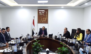رئيس الوزراء يلتقي مسئولي شركة انطلاق لدعم ريادة الأعمال والشركات الناشئة