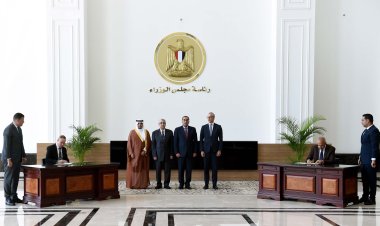 مدبولي يشهد توقيع وثيقة إتاحة الأرض لتطوير مشروع طاقة رياح بغرب سوهاج