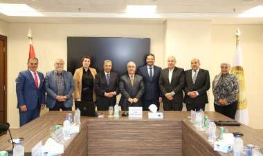 التجديد لعدد من رؤساء مجالس إدارات وتحرير بعض المؤسسات الصحفية القومية