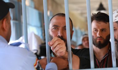 عمر اليوزبكي: بعد نجاحي في «ليلة السقوط » انتظروني على خشبة المسرح قريبًا