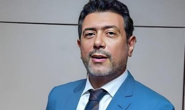 أحمد وفيق: عادل إمام يتميز بحنية الأب وأهم مقوماته احترامه لعمله وانضباطه