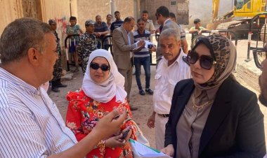 عاجل.. النيابة الإدارية تعاين موقع انهيار عقار رشيد
