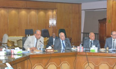 وزير قطاع الأعمال يتابع الموقف التنفيذي للمصانع الجديدة لتطوير صناعة الغزل والنسيج بالمحافظات