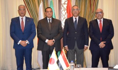 وزير التنمية يشهد توقيع محافظ الفيوم مع شركة يابانية عقود أرض أول مصنع أجنبي بالكامل