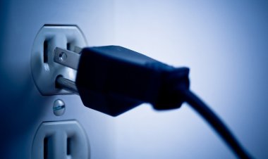 ما هو تأثير انقطاع الكهرباء على الثلاجة والأجهزة الكهربائية وطرق حمايتها؟