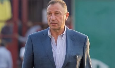 بعد صفعة الشحات.. الخطيب يدعو إلى اجتماع عاجل بالأهلي