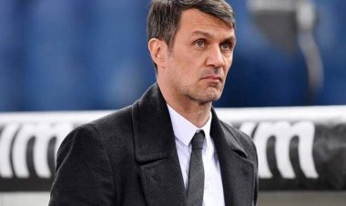 باريس سان جيرمان يرد على التعاقد مع باولو مالديني