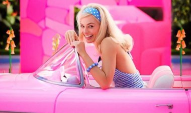 إيلون ماسك ينتقد فيلم Barbie علي تويتر