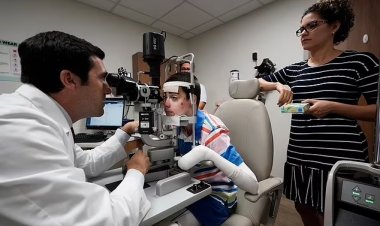 صبي يستعيد بصره بقطرات العين المستخدمة في فيروس الهربس المعطل