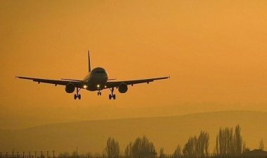 انتحار مُسافر في حمام طائرة تركية