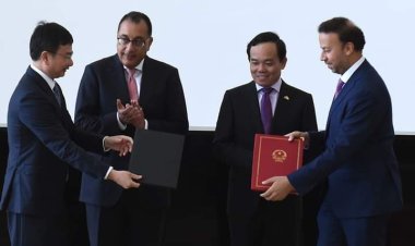 توقيع مذكرة تفاهم بين البنك المركزي ونظيره الفيتنامي لتعزيز التعاون المشترك