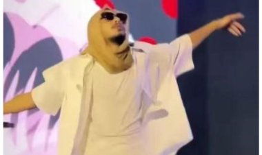 مروان بابلو يثير غضب الجمهور بعد ظهوره بالحجاب في حفل كايروكي (فيديو)