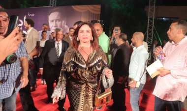 نجوم الفن يتوافدون علي حفل افتتاح مهرجان المسرح المصري