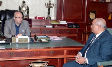 محافظ بني سويف يتابع سير امتحانات الدور الثاني للإعدادية وسنوات النقل بالتعليم الفني