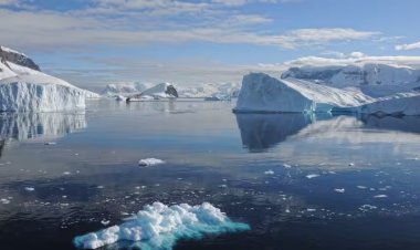 ظهور هرم غامض في القارة القطبية الجنوبية يثير نظريات المؤامرة