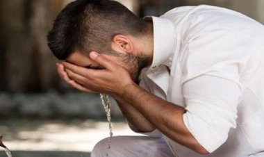 هل الغفوة تتطلب إعادة الوضوء؟.. أمين الفتوى يجيب