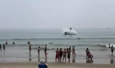 سقوط طائرة على شاطئ  هامبتون في أمريكا