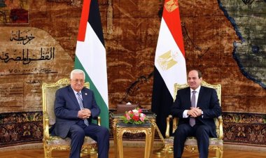 الرئيس السيسي يلتقي مع نظيره الفلسطيني في العلمين لبحث القضية الفلسطينية (تفاصيل)