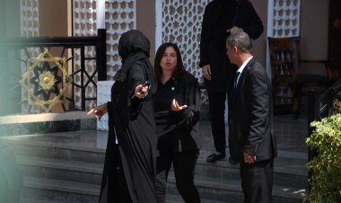 لبلبة وإلهام شاهين ضمن الحاضرين.. شاهد الدقائق الأخيرة قبل تشييع جثمان نجل حسن يوسف (صور)