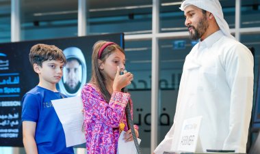 سلطان النيادي يُلهم طلاب الإمارات في مكتبة محمد بن راشد خلال سادس اتصال لاسلكي من محطة الفضاء الدولية