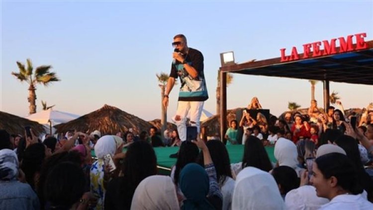 شاكوش لـ منتقدي جملته الشهيرة «عبستك إزاي»: شبعت ترندات.. فاكرين هيمسكوها عليا ذلة