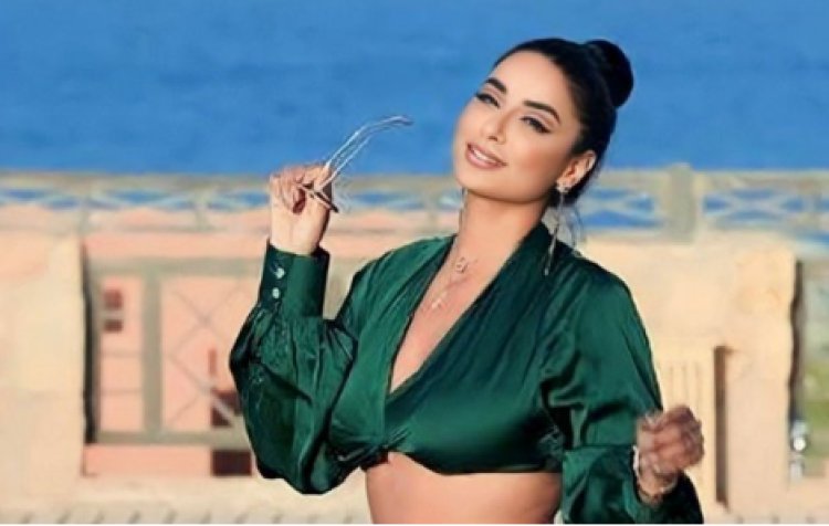 جوري بكر: بنتعب عشان نجيب فلوس.. ازاي ساندويتش الـ برجر بـ 375 جنيهًا؟
