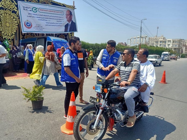 توعية 30 ألف مواطن للاستفادة بخدمات المبادرات الرئاسية في المحافظات