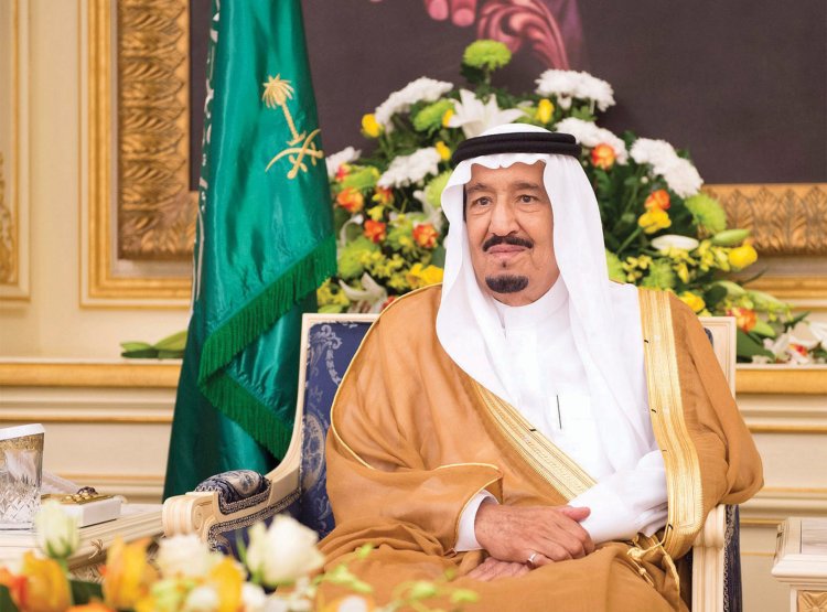 خادم الحرمين الشريفين يهنئ رئيس الجزائر بذكرى استقلال بلاده