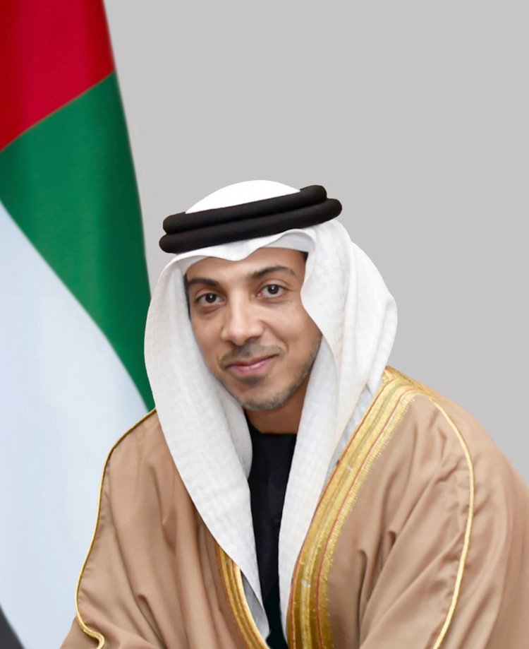 منصور بن زايد يصدر قرارًا يجيز للمواطنين العاملين بجمعيات النفع العام ومؤسسات التعليم العالي الخاصة الانتفاع ببرامج «نافس»