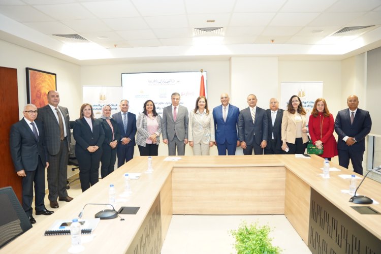 توقيع بروتوكول تعاون بين جهاز تنمية المشروعات مع البنك الزراعي لتمويل «مشروعات تنمية الأسرة»