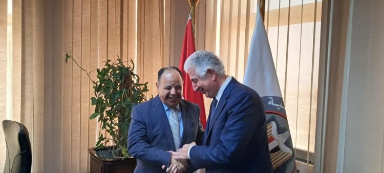 وزير المالية يلتقي مع الرئيس التنفيذي للمؤسسة الدولية الإسلامية لتمويل التجارة