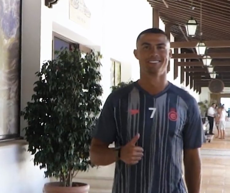 كريستيانو رونالدو ينضم إلى معسكر النصر في البرتغال