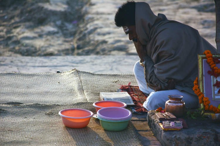 يمتلك أكثر من مليون دولار.. حكاية أغنى متسول في العالم