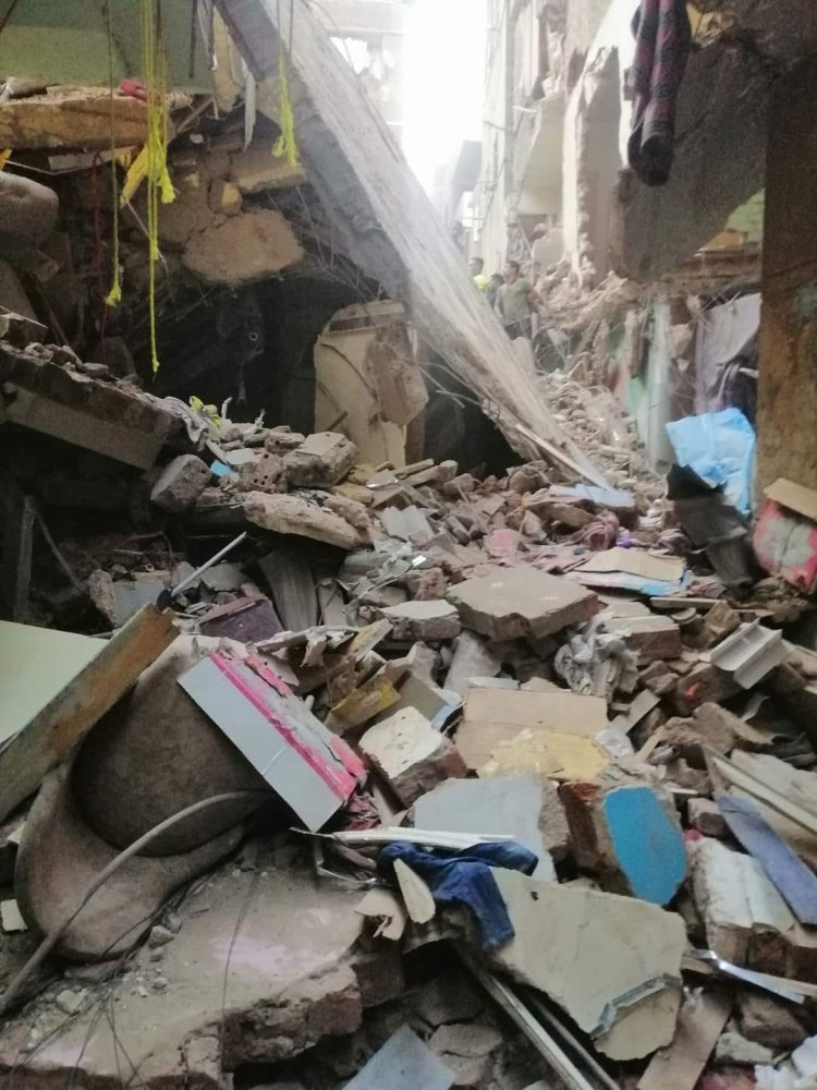تواصل البحث عن المفقودين فى عقار حدائق القبة المنهار وشهود عيان "يقطنه 14 شخصا"