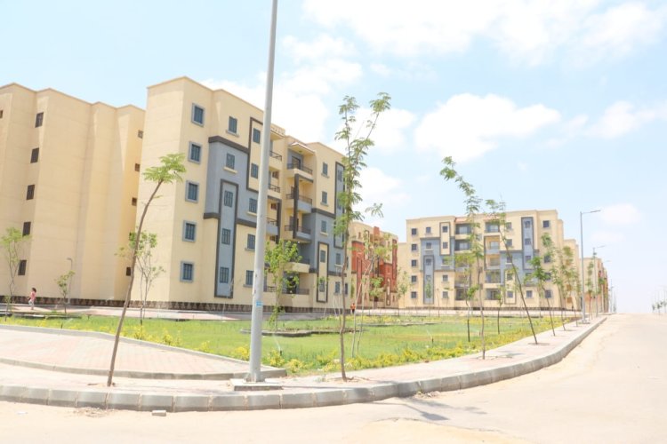 وزير الإسكان يتابع مشروعات «سكن كل المصريين» بمدينة السادات