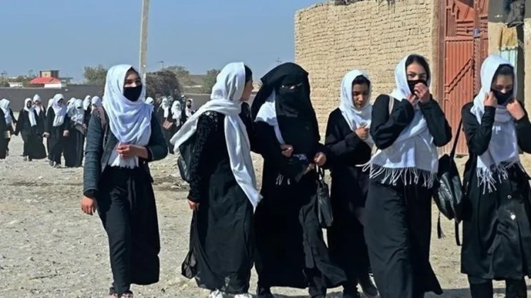حركة طالبان تحظر حضور النساء لامتحانات القبول بالجامعات