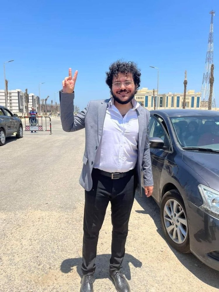 بعد العفو الرئاسي.. خروج الباحث القبضي باتريك زكي من محبسه