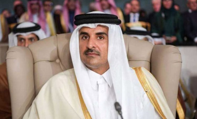 ملك السعودية وولي عهده يعزيان الأمير القطري